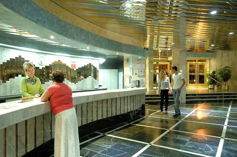 Hotel H10 Cambrils Playa 4*,